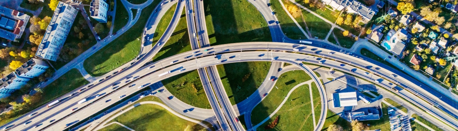 Infraestructura de transporte Enlace, nudo, glorieta para vías de alta capacidad, trazado con civil 3D autocad, clip