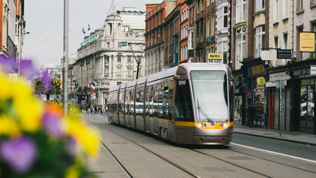 Tranvía, sistema de transporte urbano europeo para gestión adecuada fondos europeos