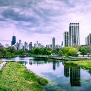 Arquitectura y Ciudad - Planificación de ciudad sostenible y moderna integrada con grandes espacios verdes y edificios singulares